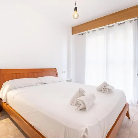 Apartment & Pool - Modern Flat Near The Port With Parking Dénia