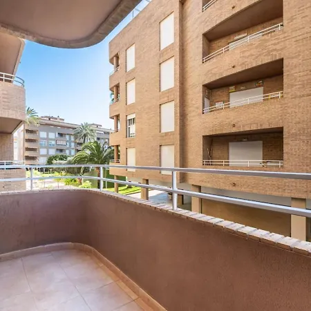 & Pool - Modern Flat Near The Port With Parking Apartament